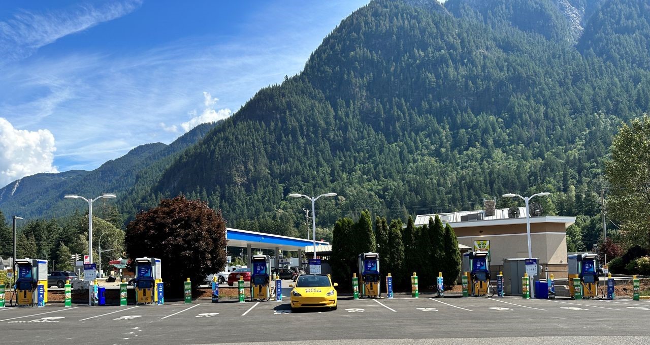 Parkland Hope BC EV Charging Site